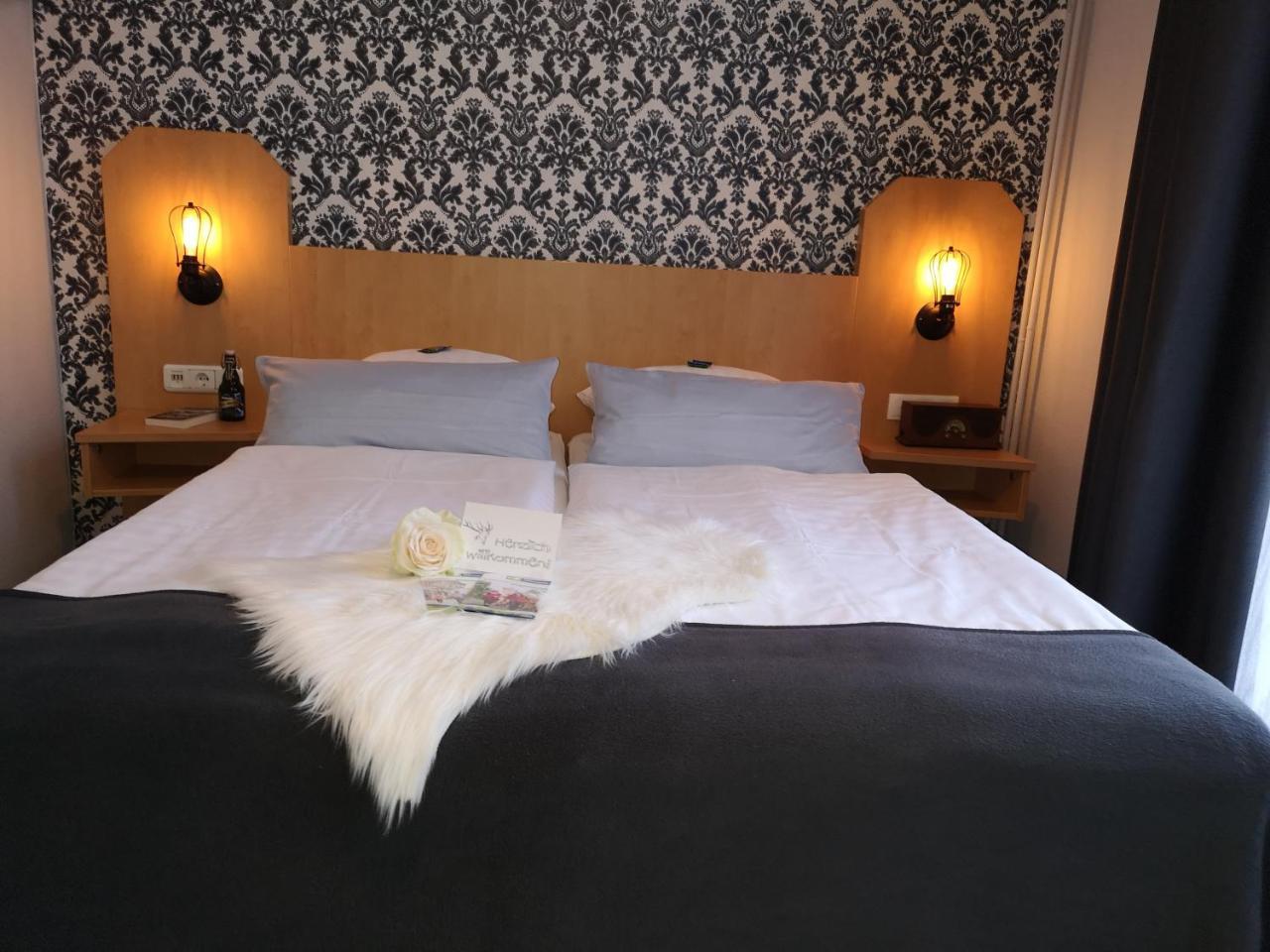 באד לאוטרברג Hotel Am Kurpark מראה חיצוני תמונה
