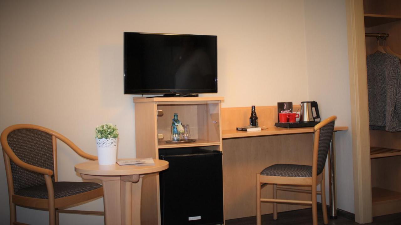 באד לאוטרברג Hotel Am Kurpark מראה חיצוני תמונה